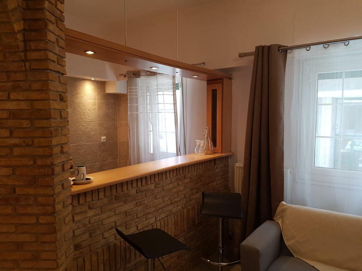 John Beauty 50M2, Metro And Acropolis 5' Apartment Athena Bagian luar foto