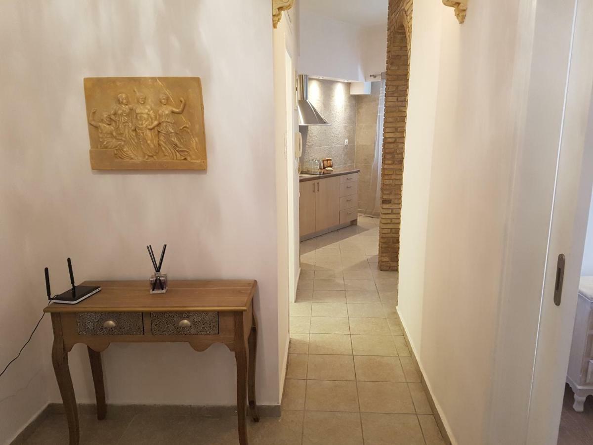 John Beauty 50M2, Metro And Acropolis 5' Apartment Athena Bagian luar foto