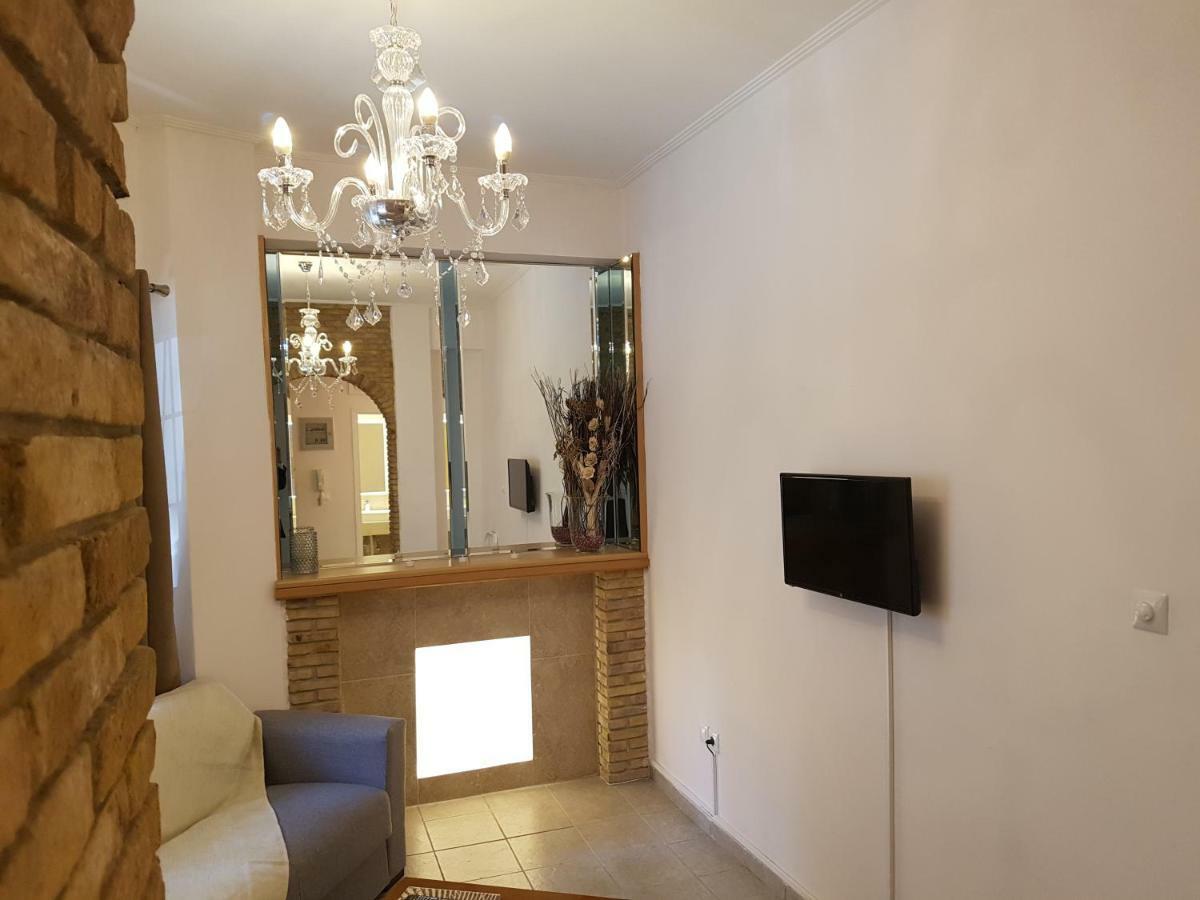 John Beauty 50M2, Metro And Acropolis 5' Apartment Athena Bagian luar foto