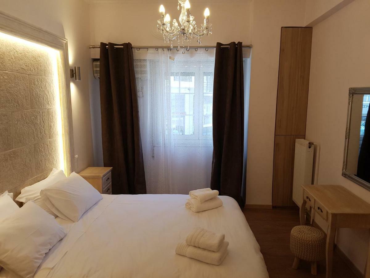 John Beauty 50M2, Metro And Acropolis 5' Apartment Athena Bagian luar foto