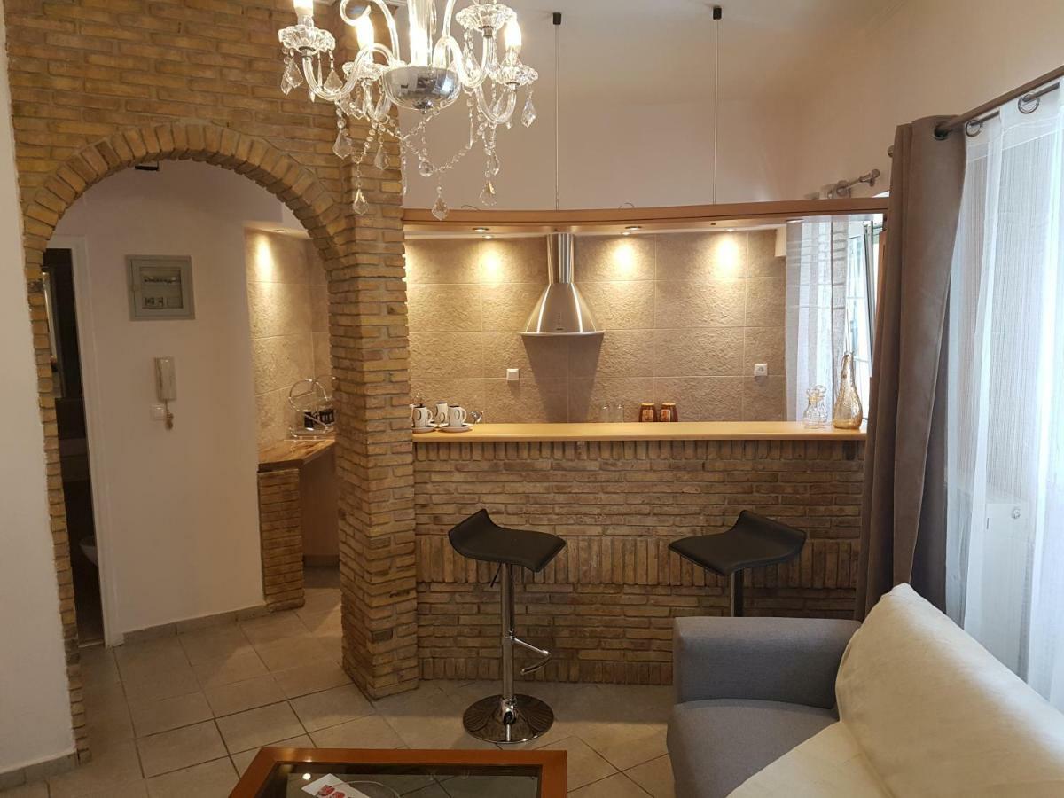 John Beauty 50M2, Metro And Acropolis 5' Apartment Athena Bagian luar foto